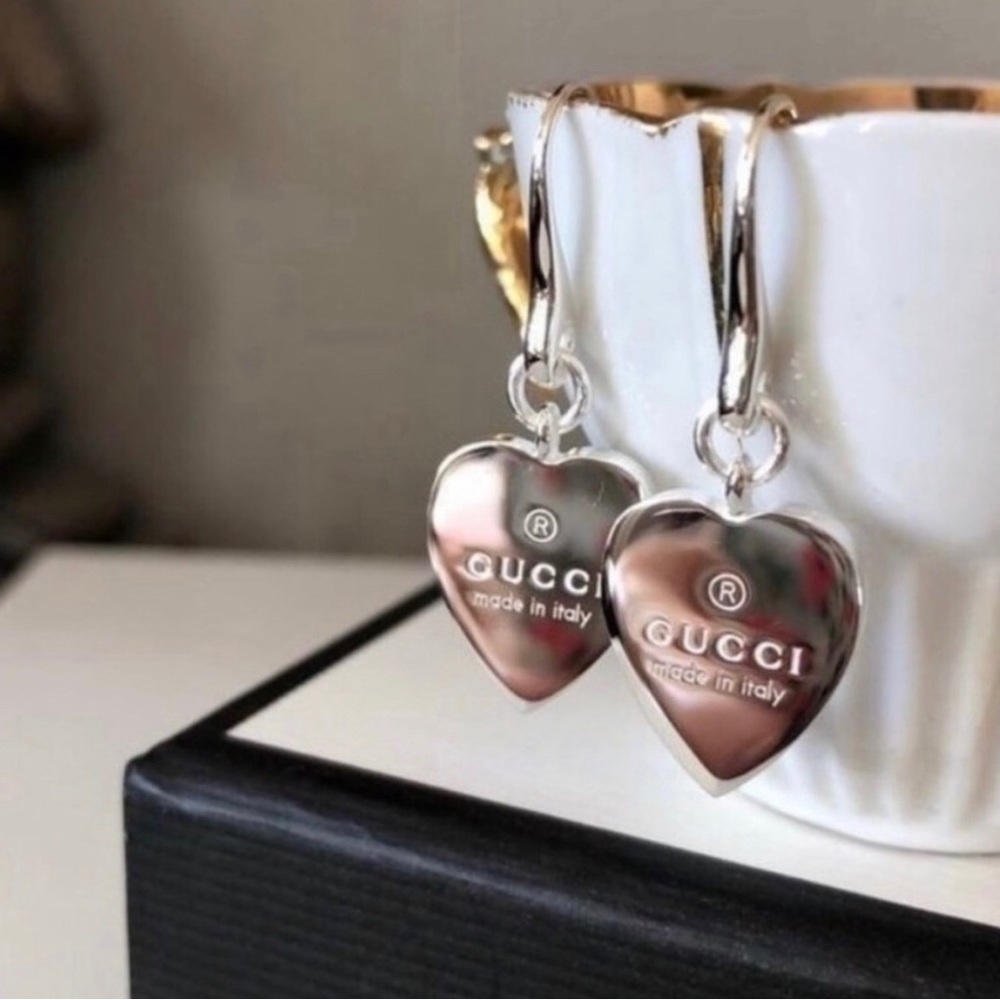 JUST IN Gucci authentic TRADEMARK earring